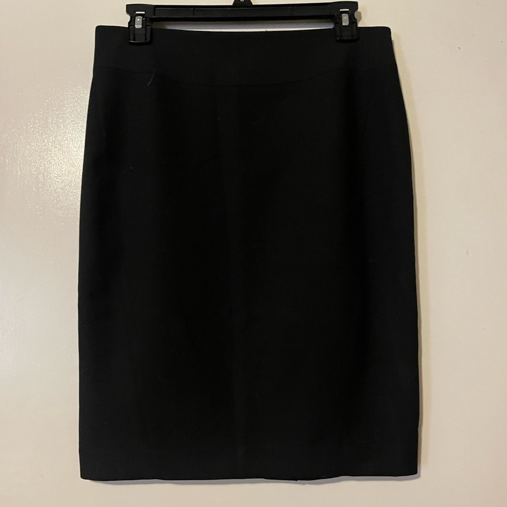 Black pencil skirt